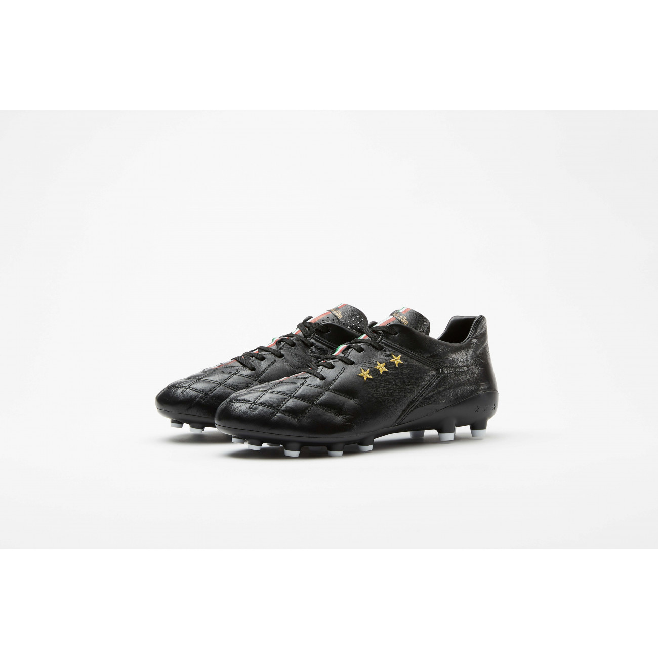 Italian football deals boots